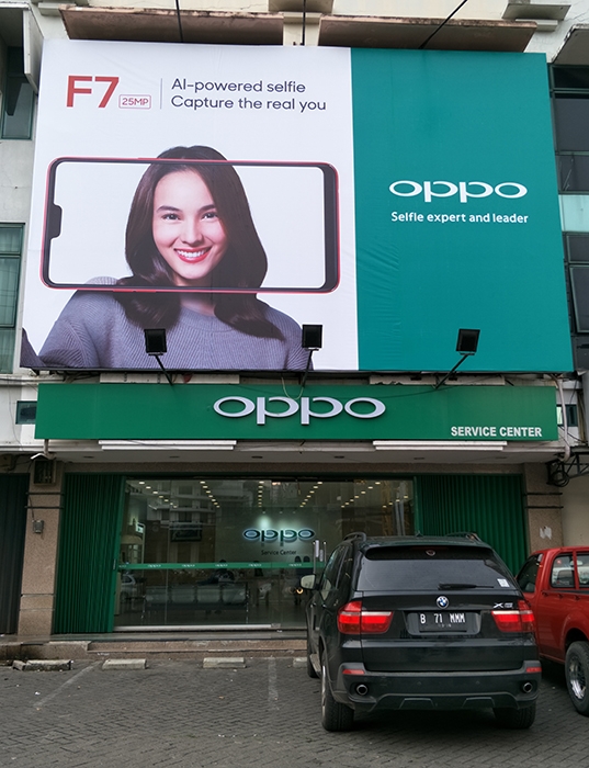 Billboard OPPO F7 ok